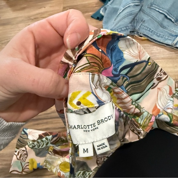 Charlotte Brody New York Floral Print Button Down Silk Blouse Top - Picture 5 of 8